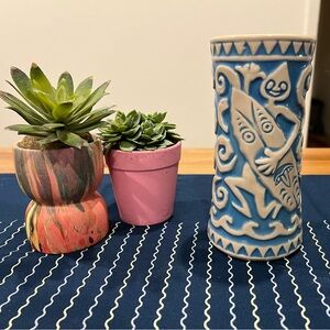 Disney Trader Sam's Enchanted Tiki Bar 1st Ed. Tangaroa Tiki Mug Blue Surfboard